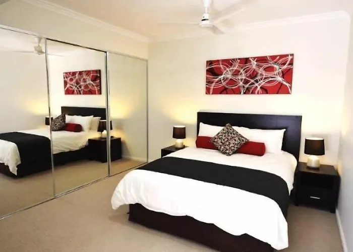 C2 Esplanade Service ApartmentsAirport Hotel